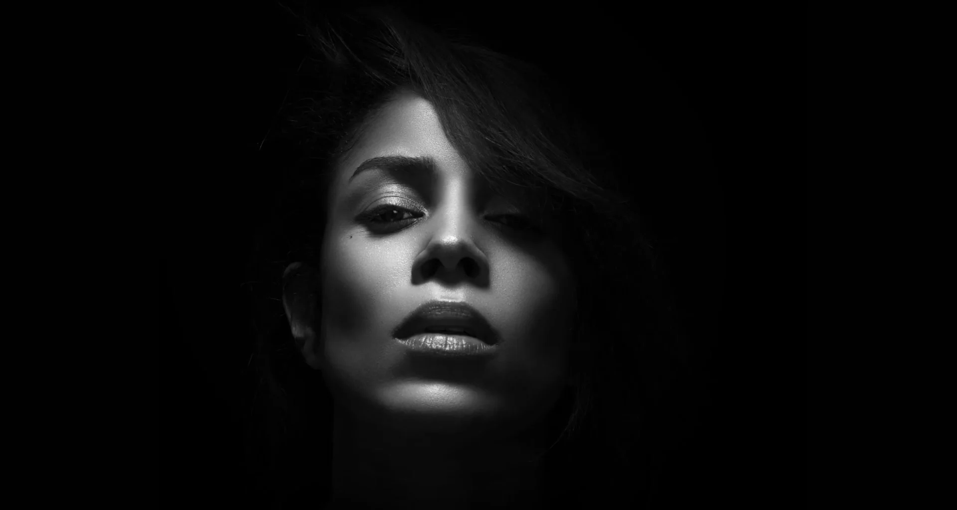 Laura Prince portrait artiste album Peace Of Mine